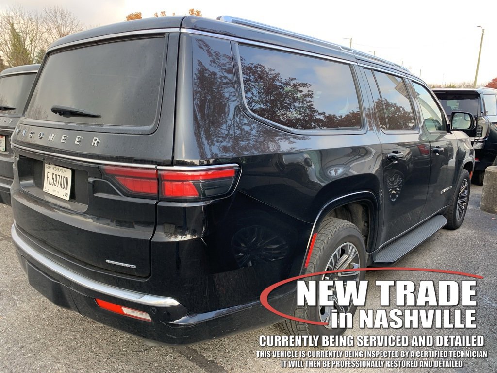 2024 Jeep Wagoneer L Series II photo 2