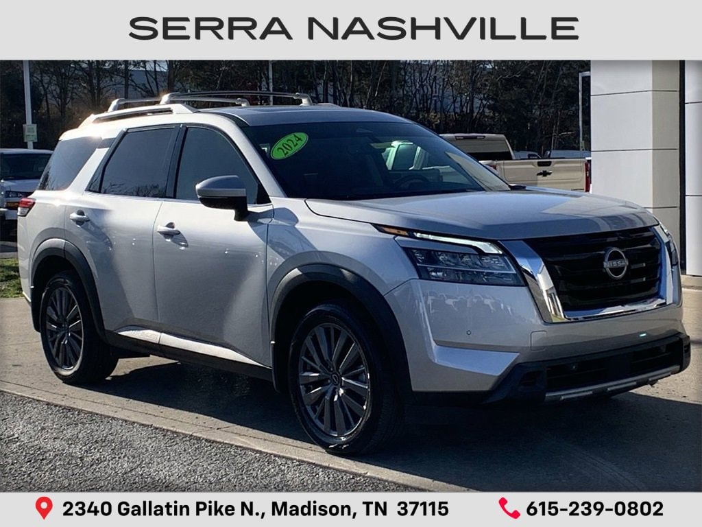 2024 Nissan Pathfinder SL