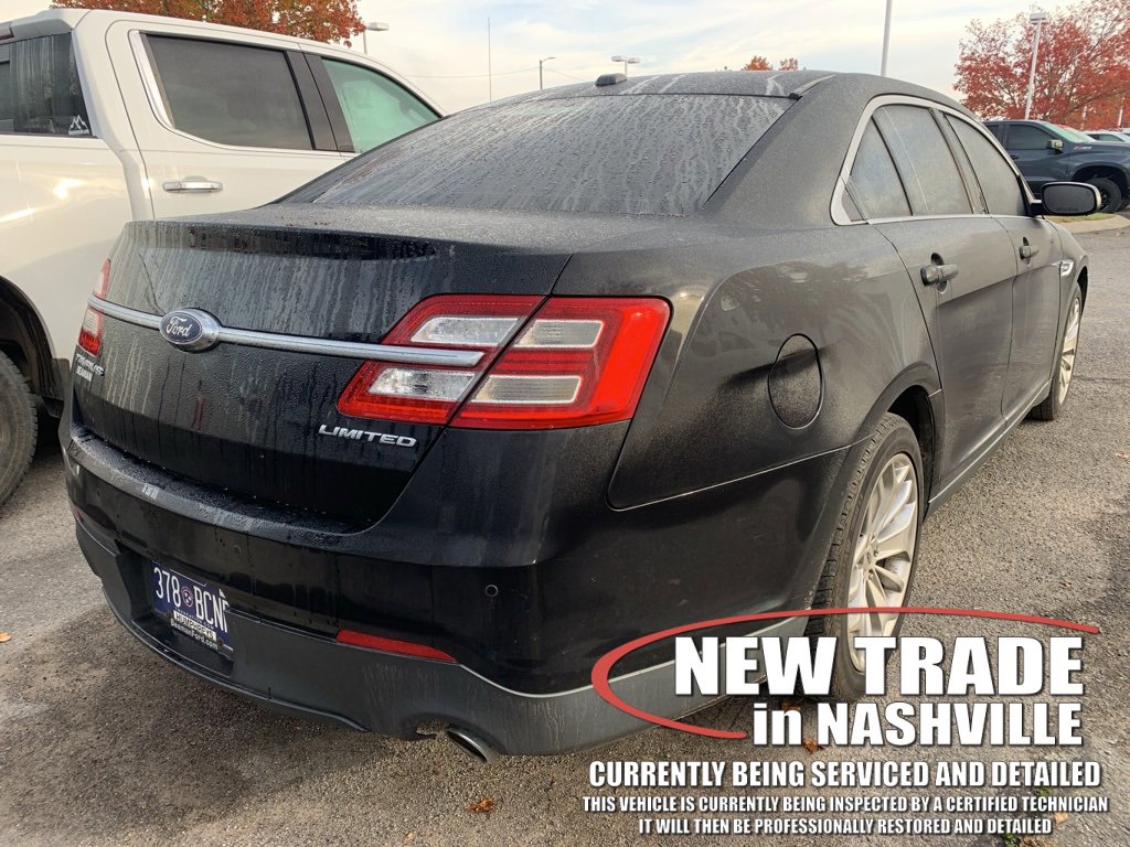 2019 Ford Taurus Limited photo 4