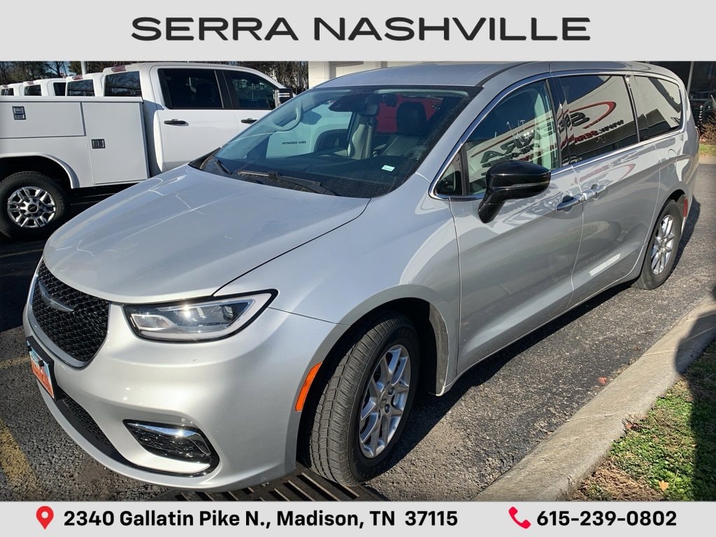 Used 2024 Chrysler Pacifica Touring L Van Passenger Van