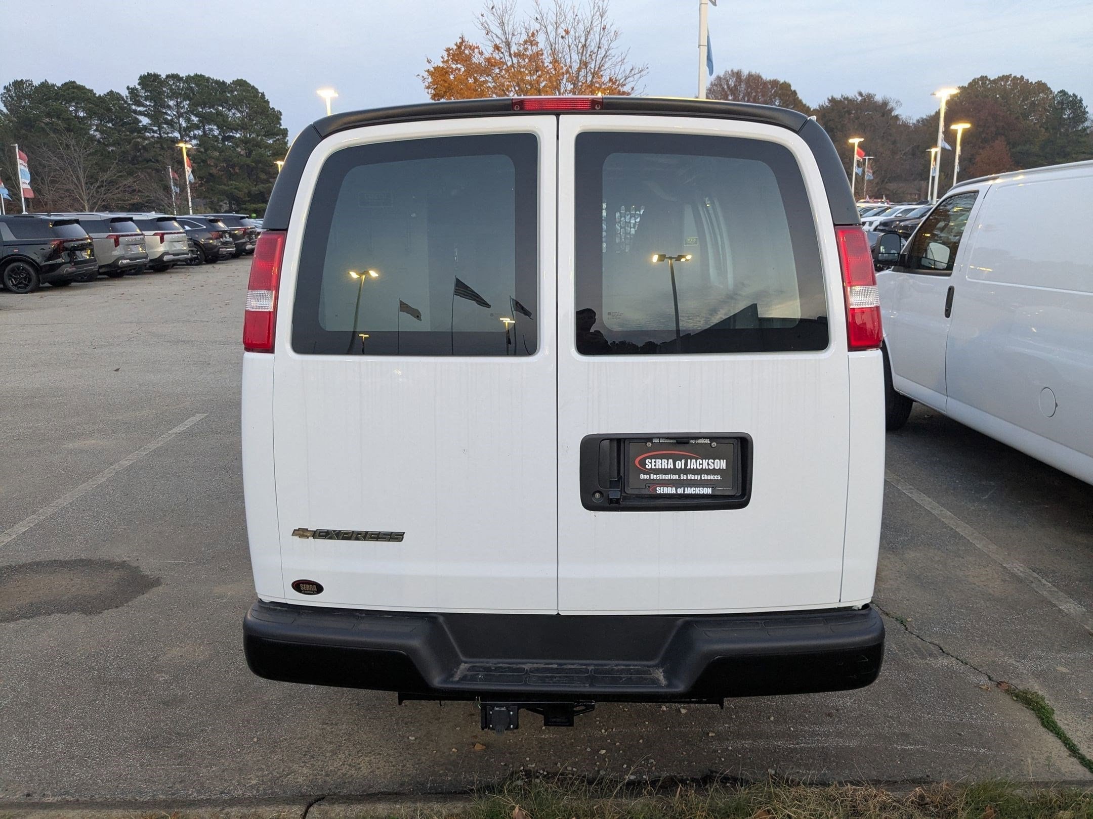 2025 Chevrolet Express Cargo Work Van - Photo 5