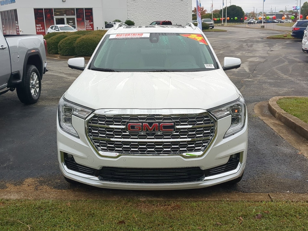 Used 2024 GMC Terrain Denali SUV