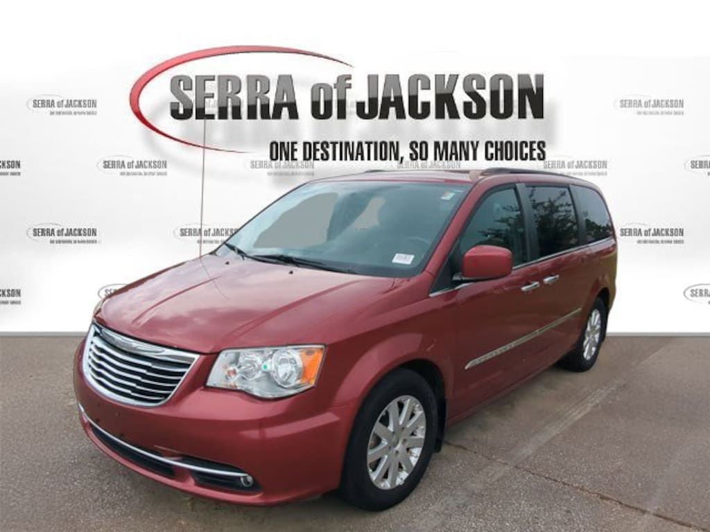 Used 2016 Chrysler Town & Country Touring Van LWB Passenger Van