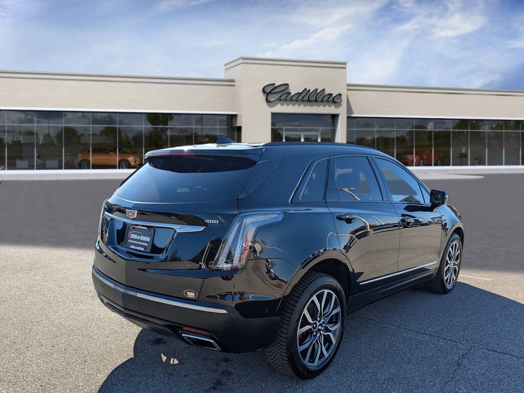 Used 2023 CADILLAC XT5 AWD Sport SUV