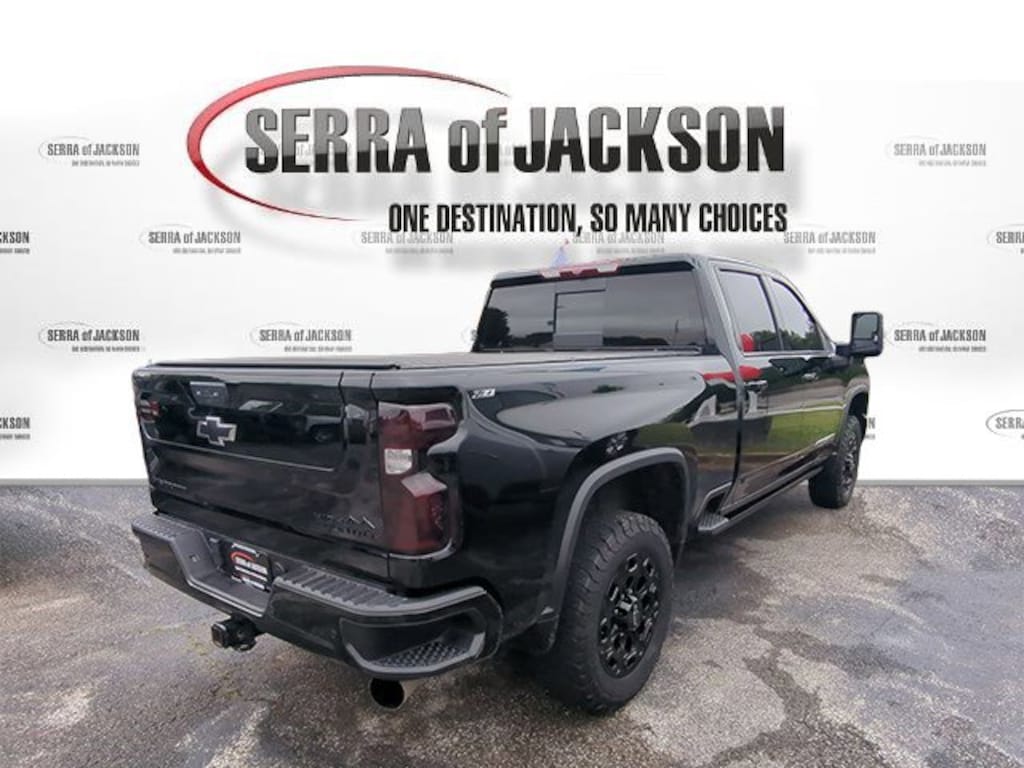 Used 2024 Chevrolet Silverado 2500 HD High Country Truck Crew Cab