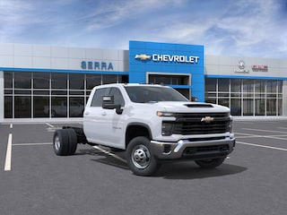 2025 Chevrolet Silverado 3500HD Chassis Work Truck Truck Crew Cab