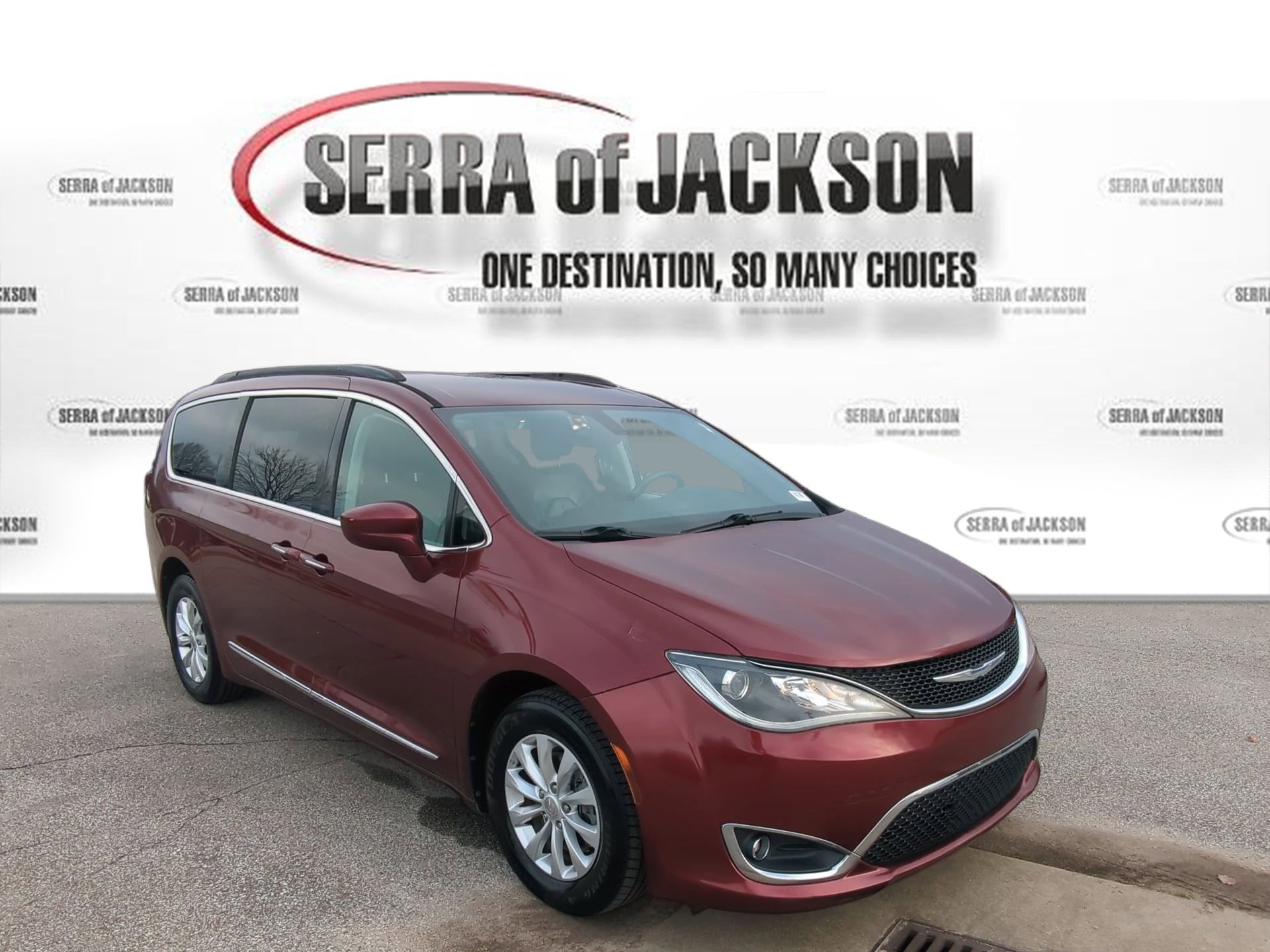 Used 2017 Chrysler Pacifica Touring-L with VIN 2C4RC1BG6HR591015 for sale in Jackson, TN