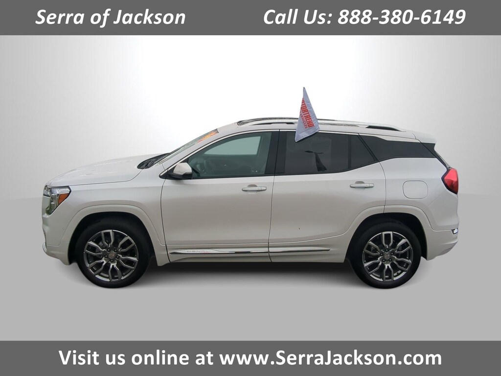 Used 2024 GMC Terrain Denali SUV