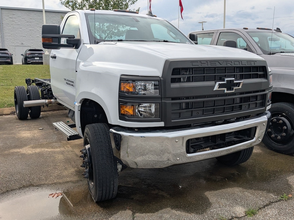 New 2024 Chevrolet Silverado 5500HD LT Truck Regular Cab