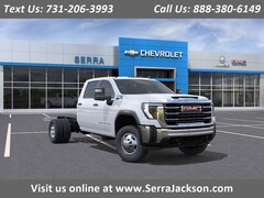2026 GMC Sierra 3500 HD Chassis Cab Pro Truck Crew Cab