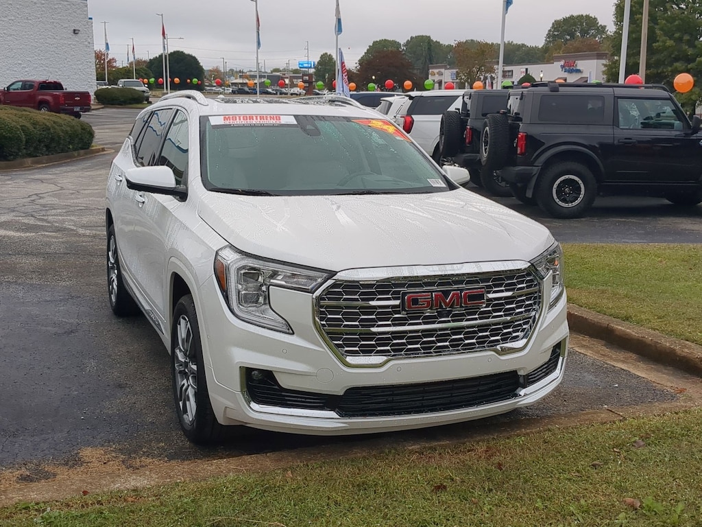 Used 2024 GMC Terrain Denali SUV