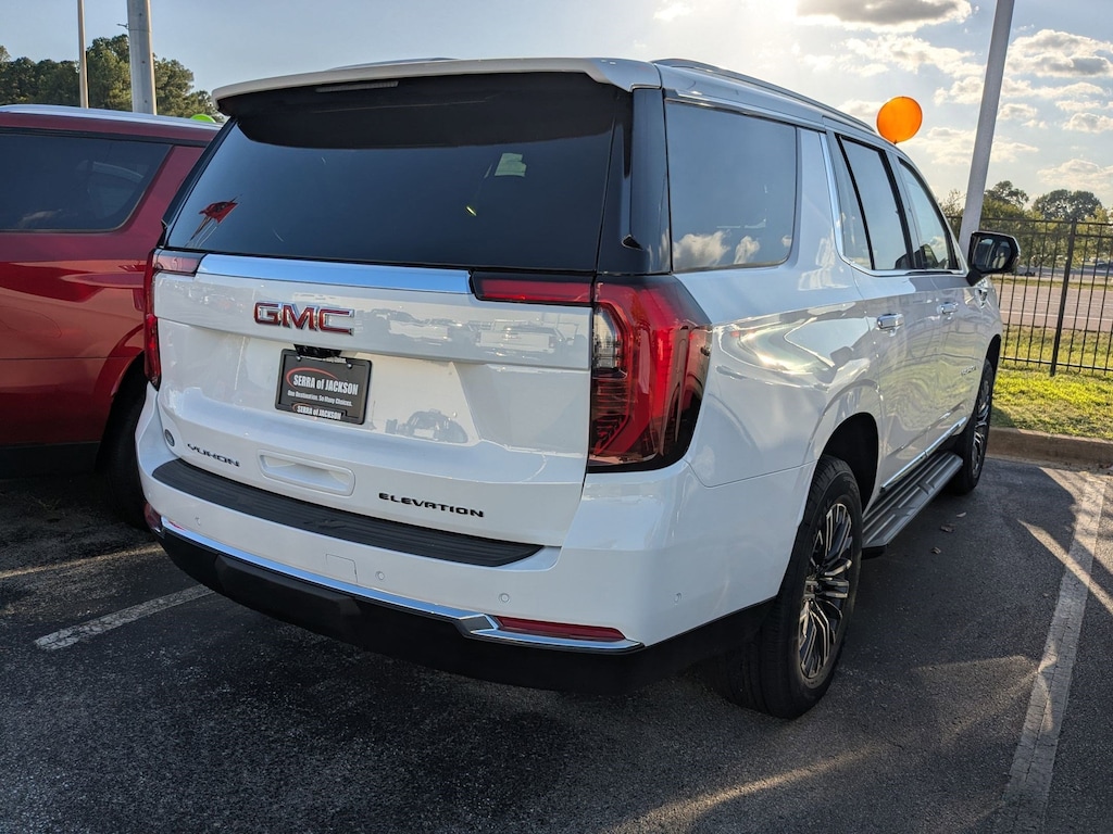 New 2026 GMC Yukon Elevation SUV