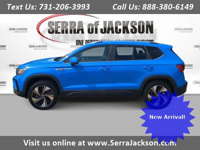 2024 Volkswagen Taos 1.5T SE 4Motion's photo
