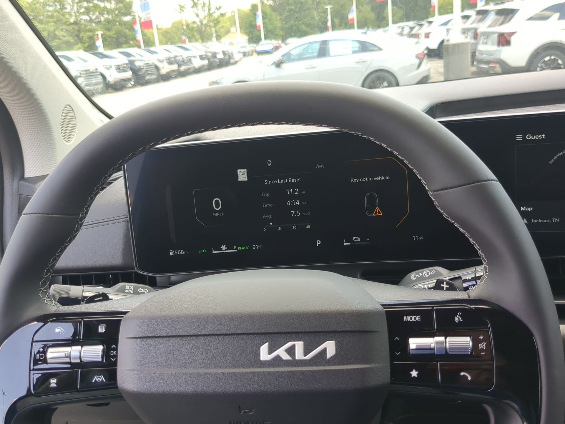 2027 Kia Carnival SX - Photo 13