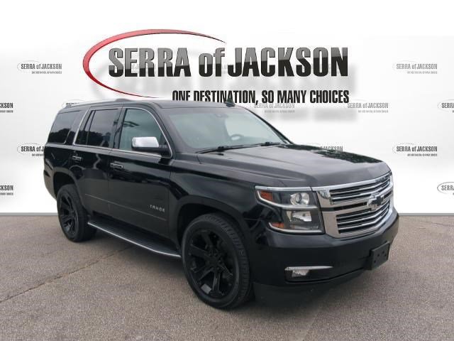 2017 Chevrolet Tahoe Premier photo 2