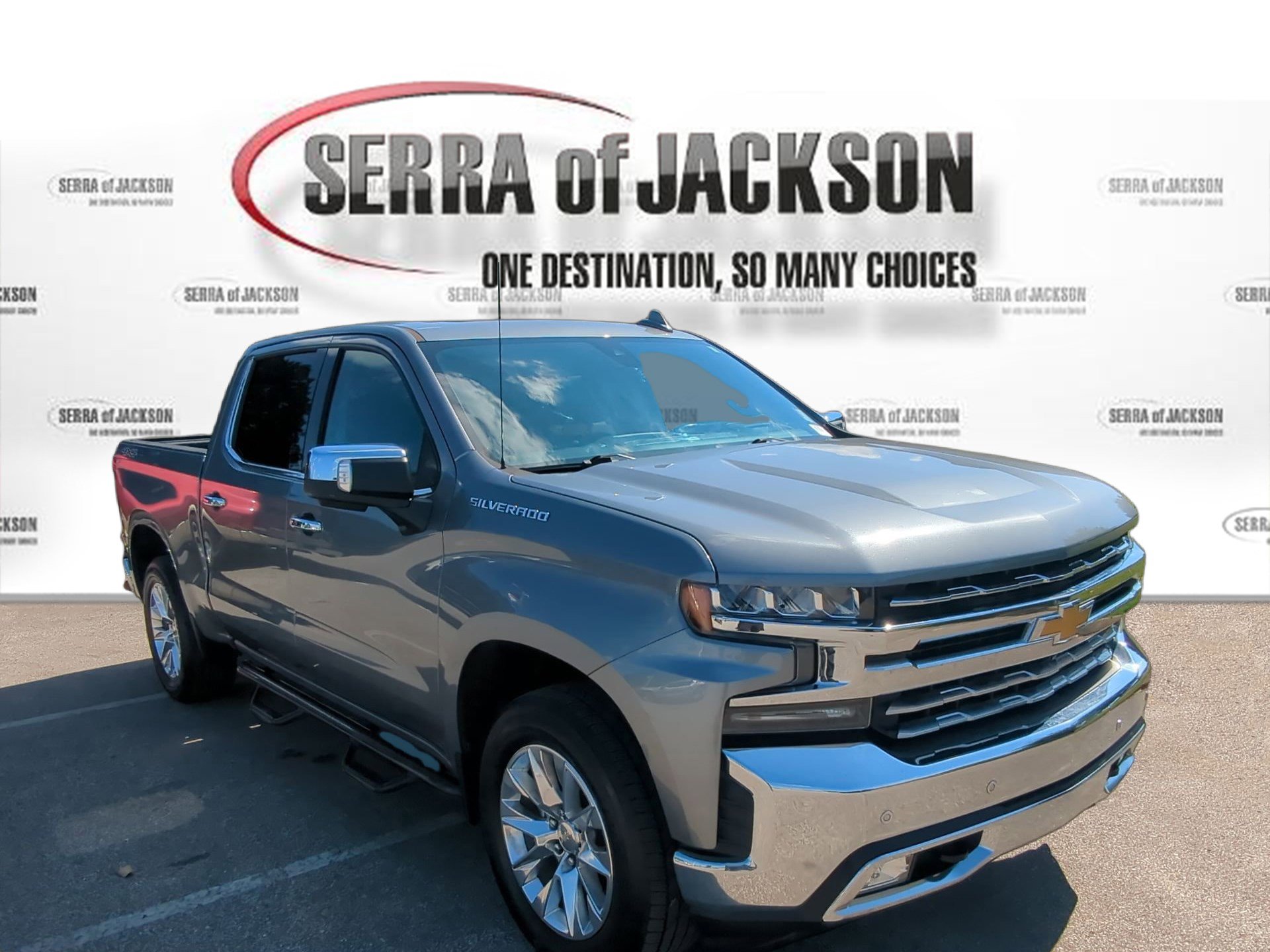 2020 Chevrolet Silverado 1500 LTZ photo 2