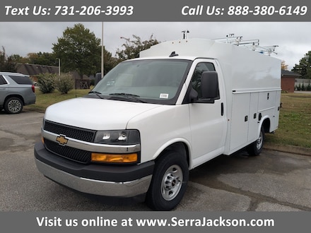 Clearance Used 2025 Chevrolet Express Cutaway Express 3500 Truck in Jackson, TN