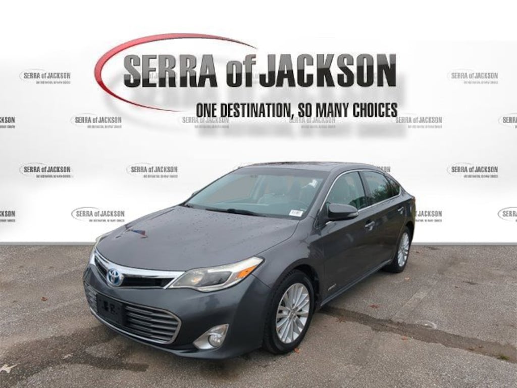 Used 2013 Toyota Avalon Hybrid Sedan