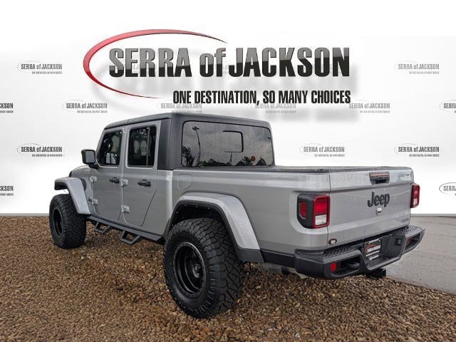 2021 Jeep Gladiator Sport photo 2