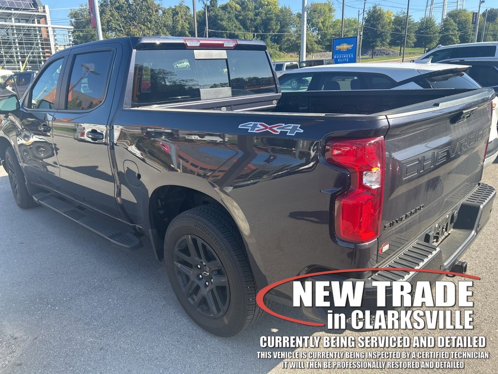 2024 Chevrolet Silverado 1500 RST photo 4