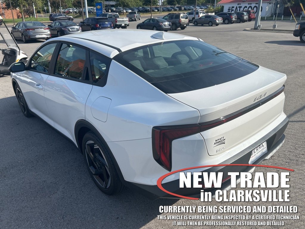 2025 Kia K4 EX photo 4