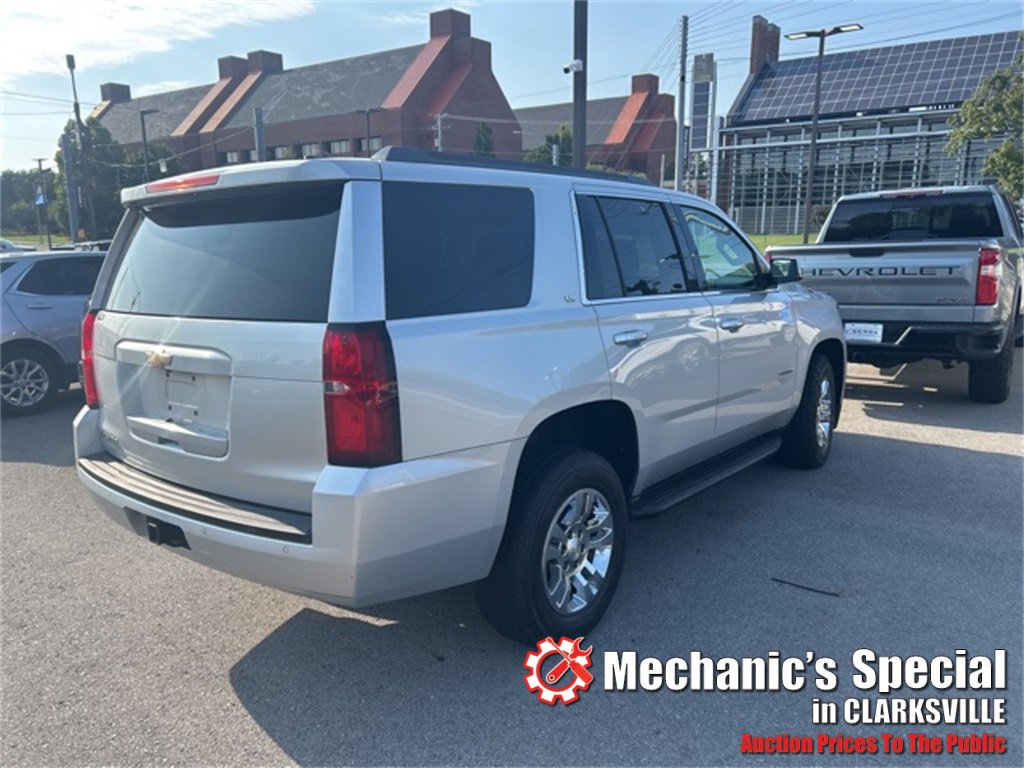 2015 Chevrolet Tahoe LS photo 3