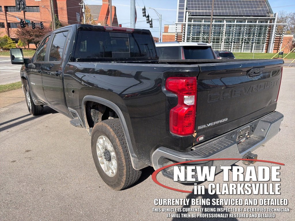 2024 Chevrolet Silverado 3500HD LT photo 4