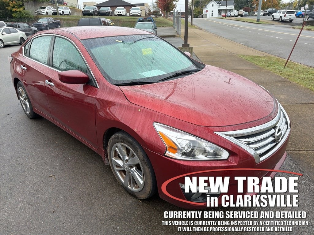 Used 2015 Nissan Altima 2.5 SV Sedan