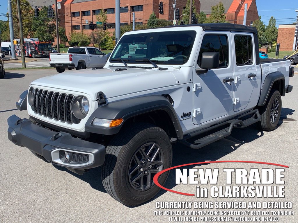 Used 2025 Jeep Gladiator Sport Truck Crew Cab