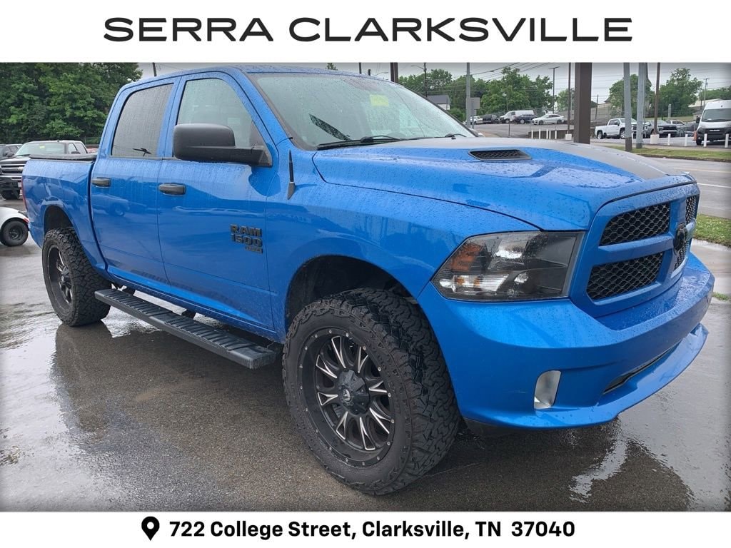 2019 RAM 1500 Classic Express 4x4 Crew Cab 5'7's photo