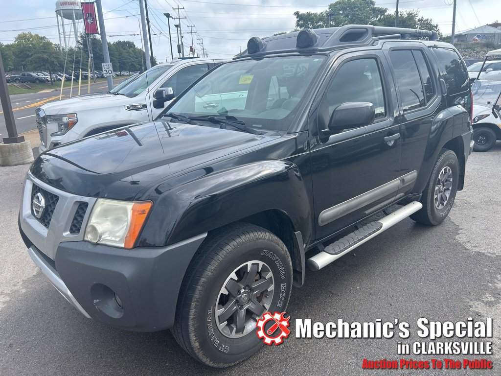 2015 Nissan Xterra PRO-4X photo 2
