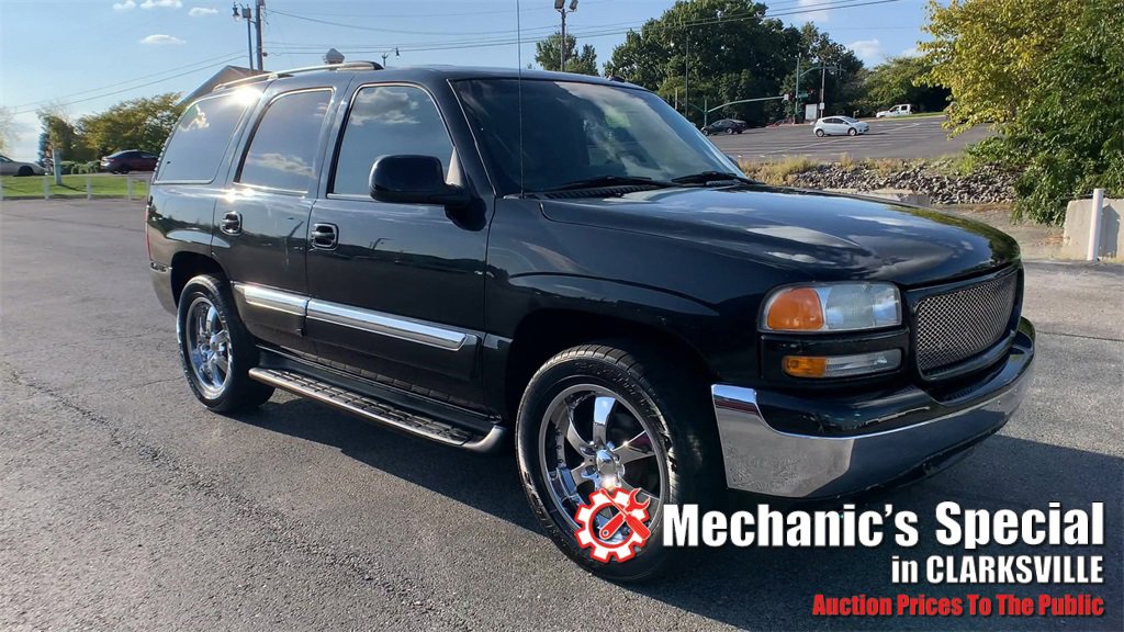 2003 Gmc Yukon SLE photo 2