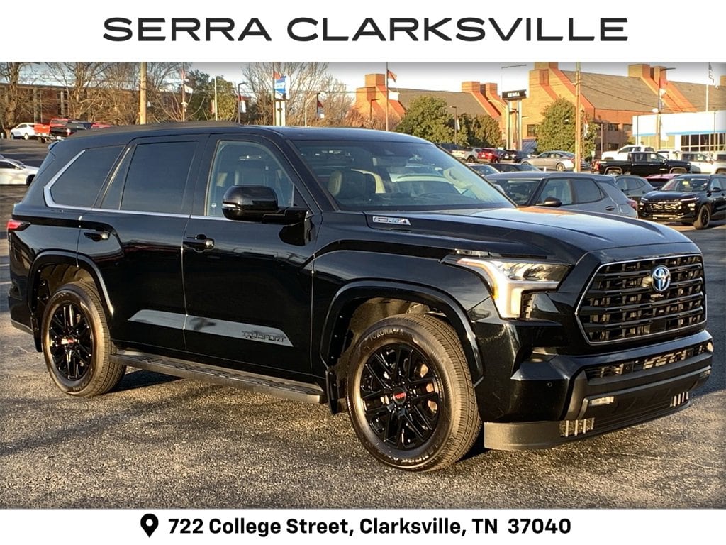 2023 Toyota Sequoia SR5's photo