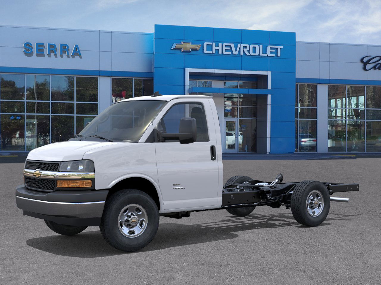 2025 Chevrolet Express Cutaway 3500 Work Van photo 2