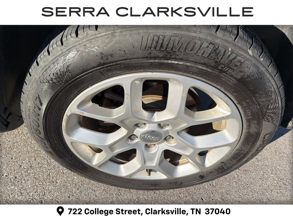 Used 2018 Jeep Renegade Latitude FWD SUV