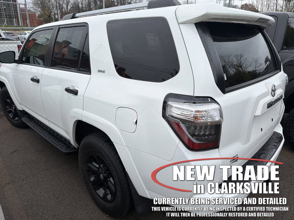 2023 Toyota 4Runner SR5 Premium photo 4