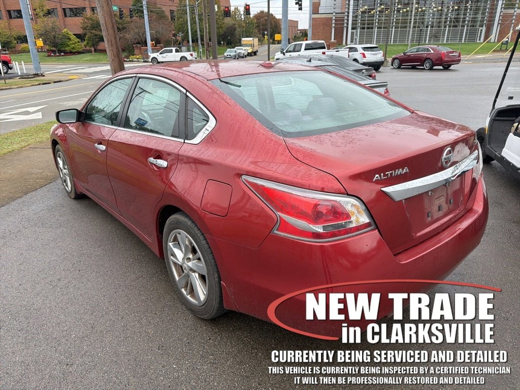Used 2015 Nissan Altima 2.5 SV Sedan
