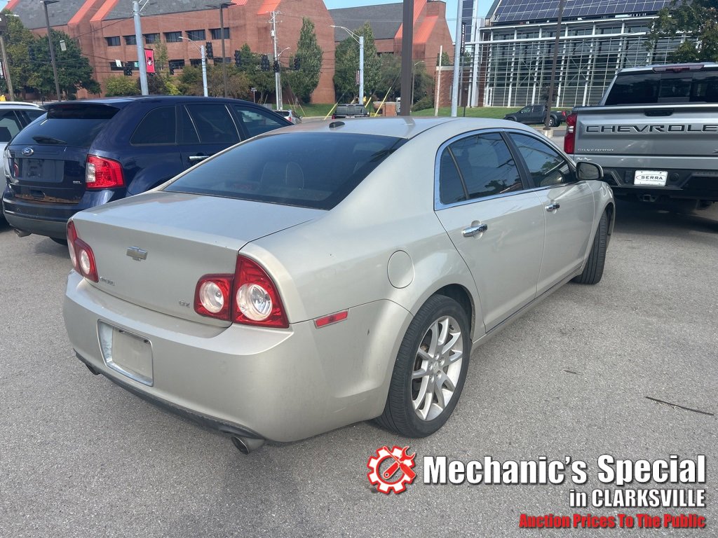 2009 Chevrolet Malibu LTZ photo 4