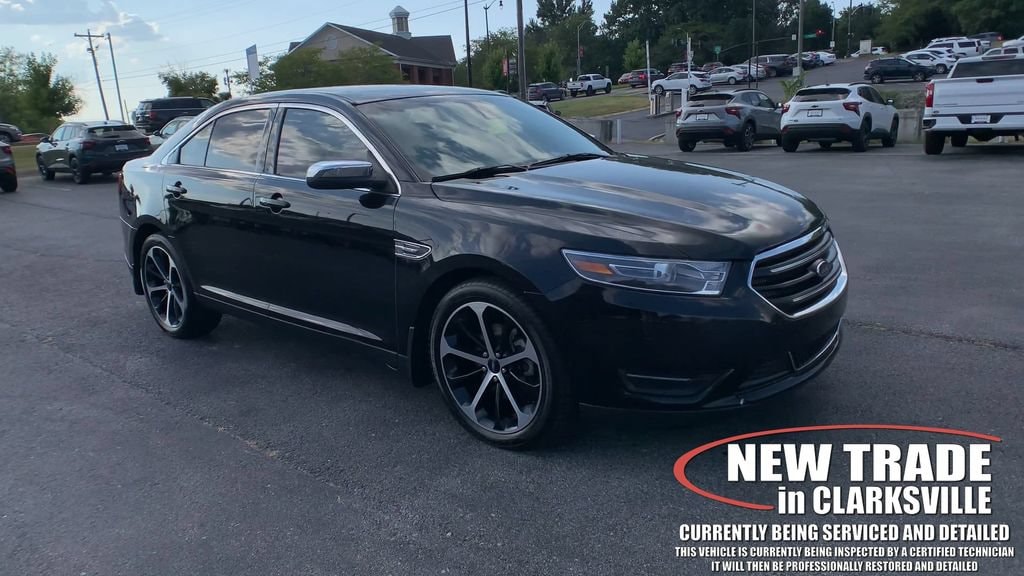 Used 2017 Ford Taurus Limited with VIN 1FAHP2F89HG113073 for sale in Clarksville, TN