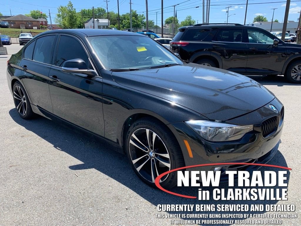 2018 BMW 3 Series 330i Sedan's photo