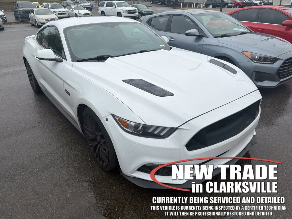 2015 Ford Mustang GT Premium photo 2