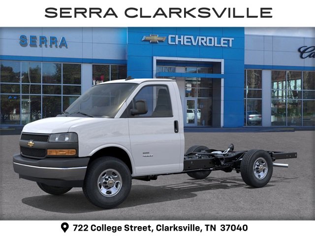 2025 Chevrolet Express Cutaway 3500 Work Van photo 2