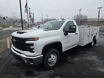 2025 Chevrolet Silverado 3500 HD Chassis Cab Work Truck Truck Regular Cab