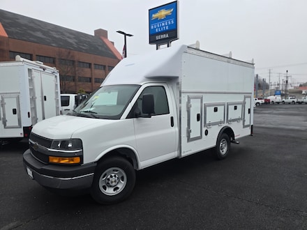 2025 Chevrolet Express Cutaway 3500 1WT Cutaway Van