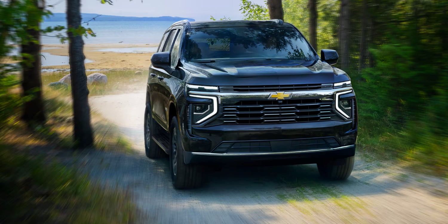 2025 Chevrolet Tahoe at Serra Chevrolet Clarksville