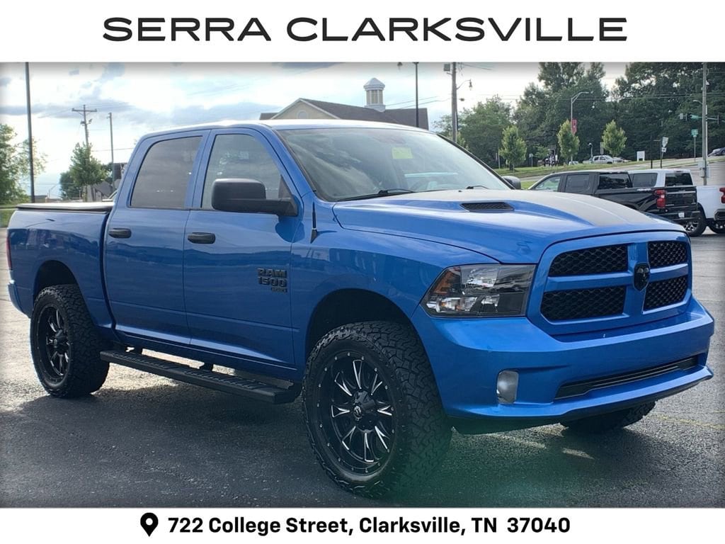 2019 RAM 1500 Classic Express 4x4 Crew Cab 5'7's photo