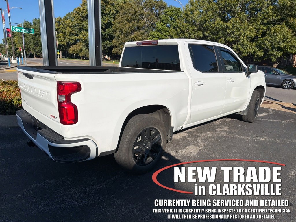 2023 Chevrolet Silverado 1500 RST photo 3