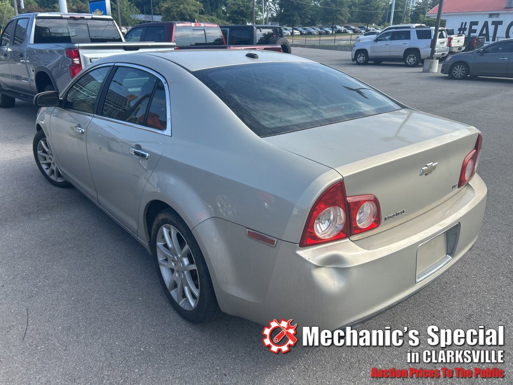 2009 Chevrolet Malibu LTZ photo 3