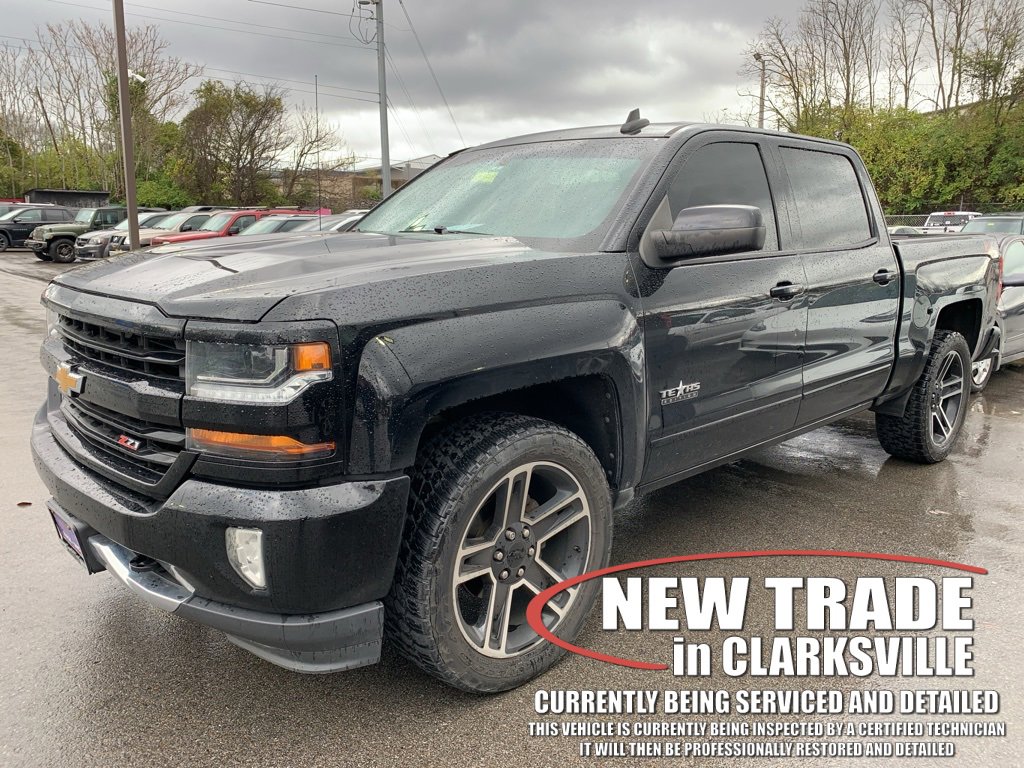 2018 Chevrolet Silverado 1500 photo 2