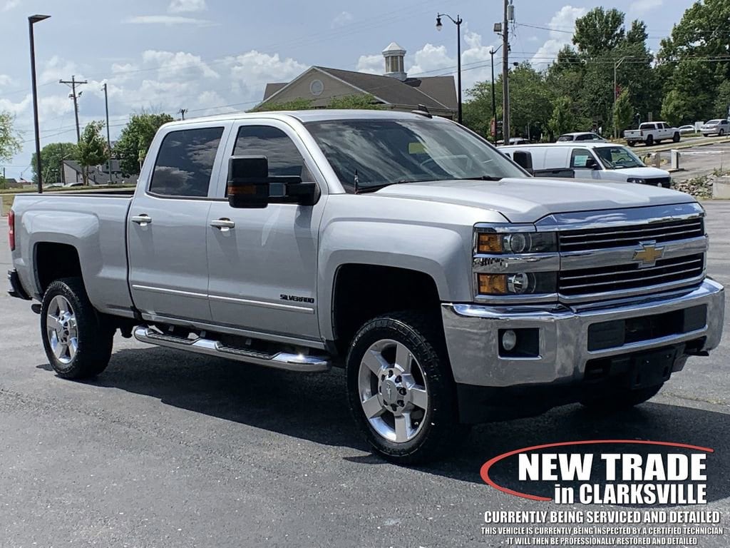 2017 Chevrolet Silverado HD LT Crew Cab Standard Box's photo